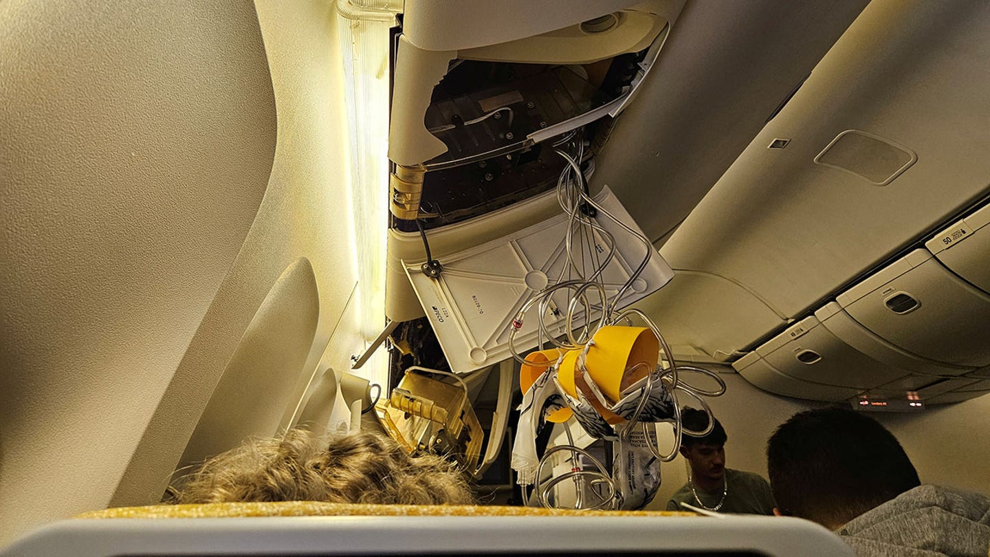 Singapore-Airlines-cabin-1.jpg