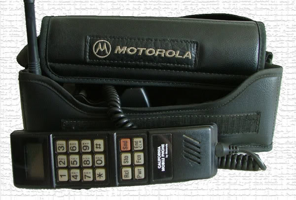 motorola_bag_phone-lg.jpg